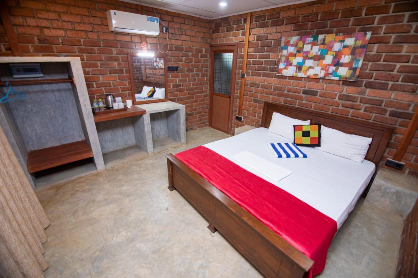 Click Hiriketiya Hotel Dikwella Kültér fotó
